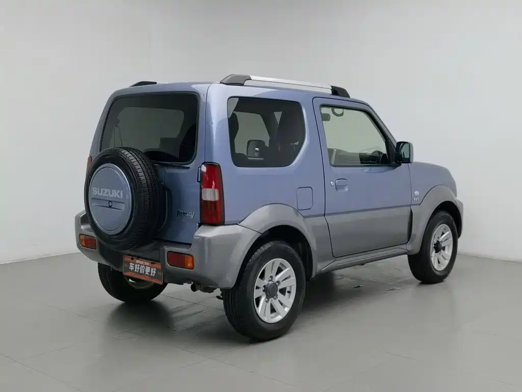 Photo 2 - Suzuki Jimny (Import)
