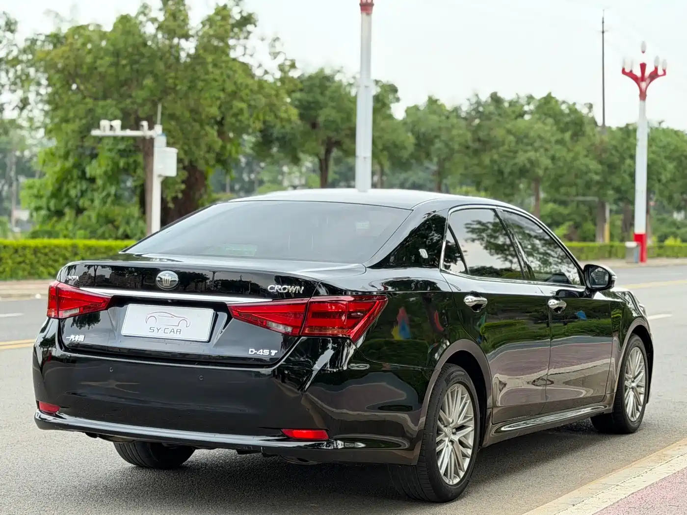 Toyota Crown 2017 2.0T Sport Edition фото 5