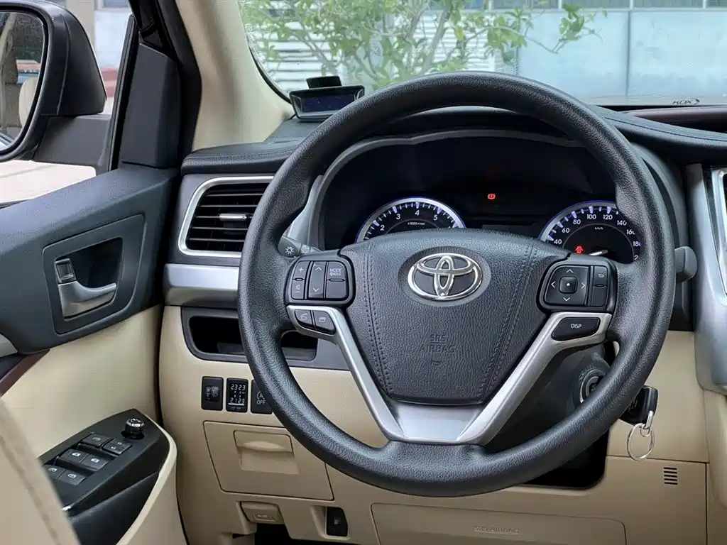 Toyota Highlander 2017 2.0T 4WD Elite 7-Seater фото 7