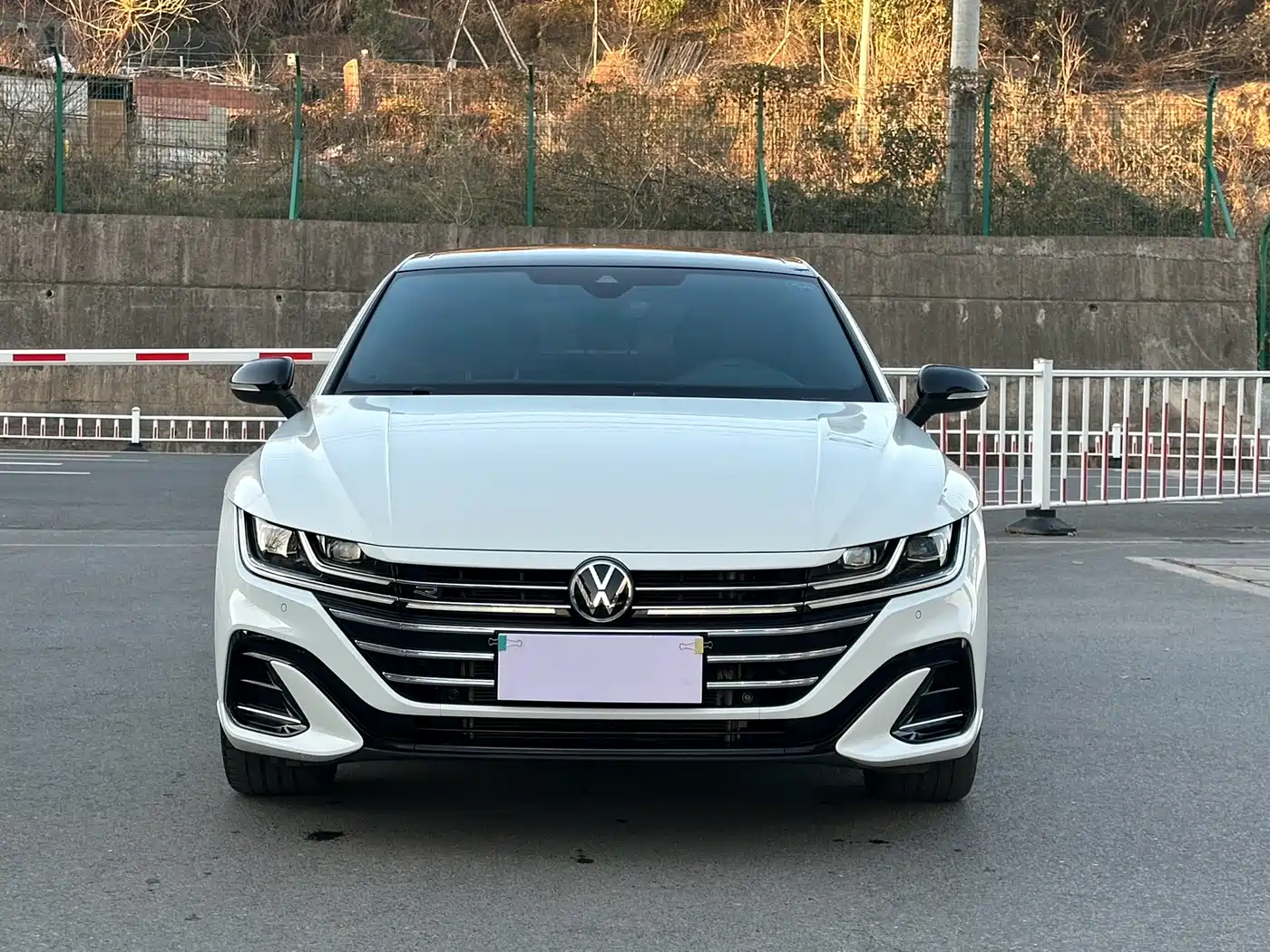 Volkswagen FAW-Volkswagen CC 2023 380TSI Eye-catching Edition фото 2