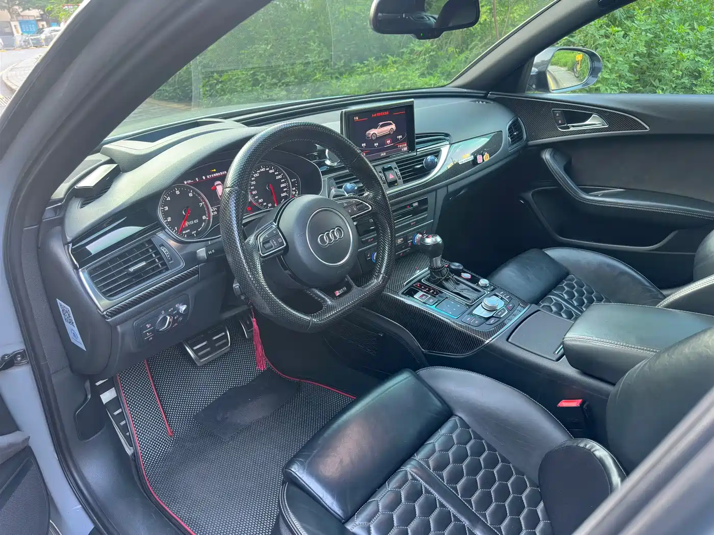 Фото 9 - Audi RS 6