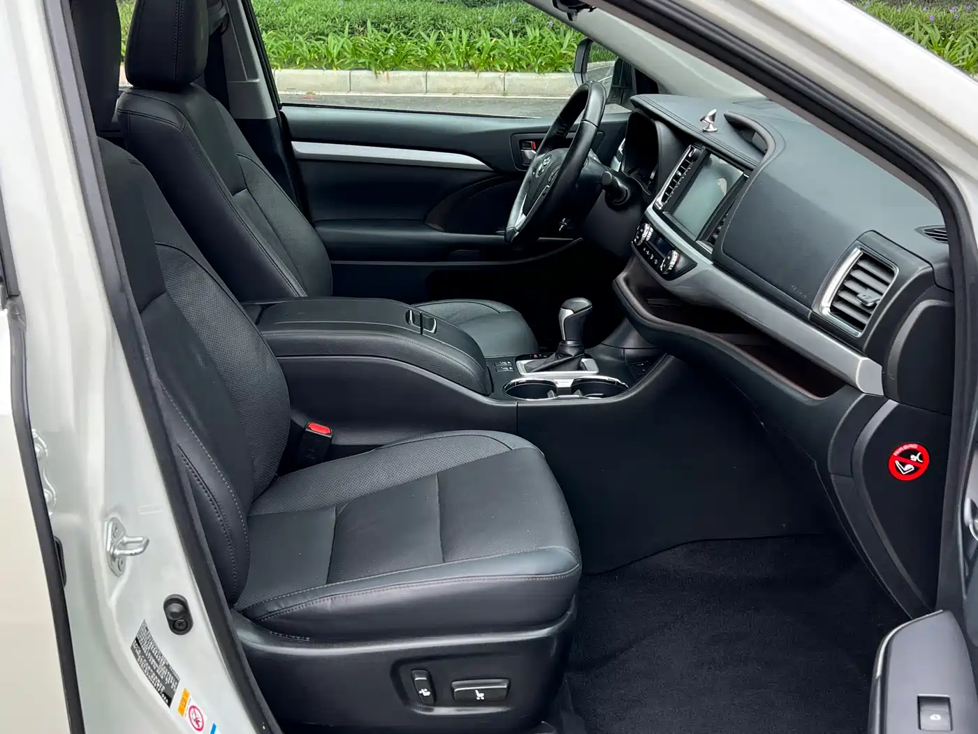 Toyota Highlander 2018 2.0T 4WD Luxury 7-seater China VI фото 10