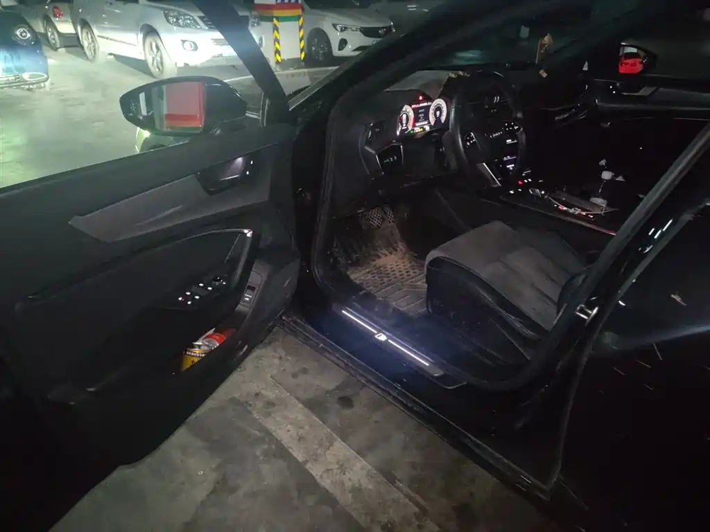 Audi A6L 2021 45 TFSI Exclusive Sport фото 14
