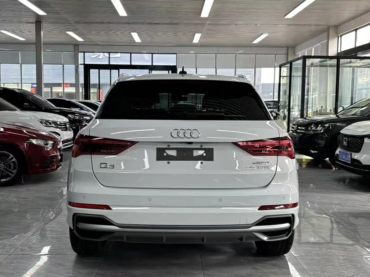 Audi Q3 2022 35 TFSI Fashion Dynamic фото 11