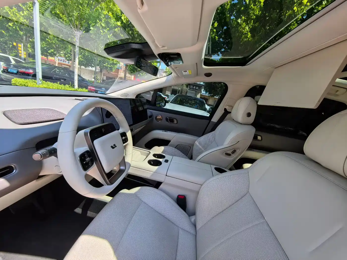Li Auto Li i8 2025 2025 Standard Edition