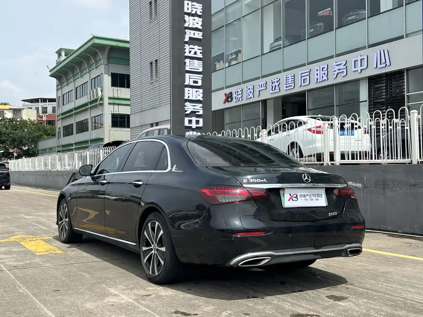 Mercedes-Benz E-Class New Energy 2022 Facelift E 350 e L Plug-in Hybrid Sedan фото 7
