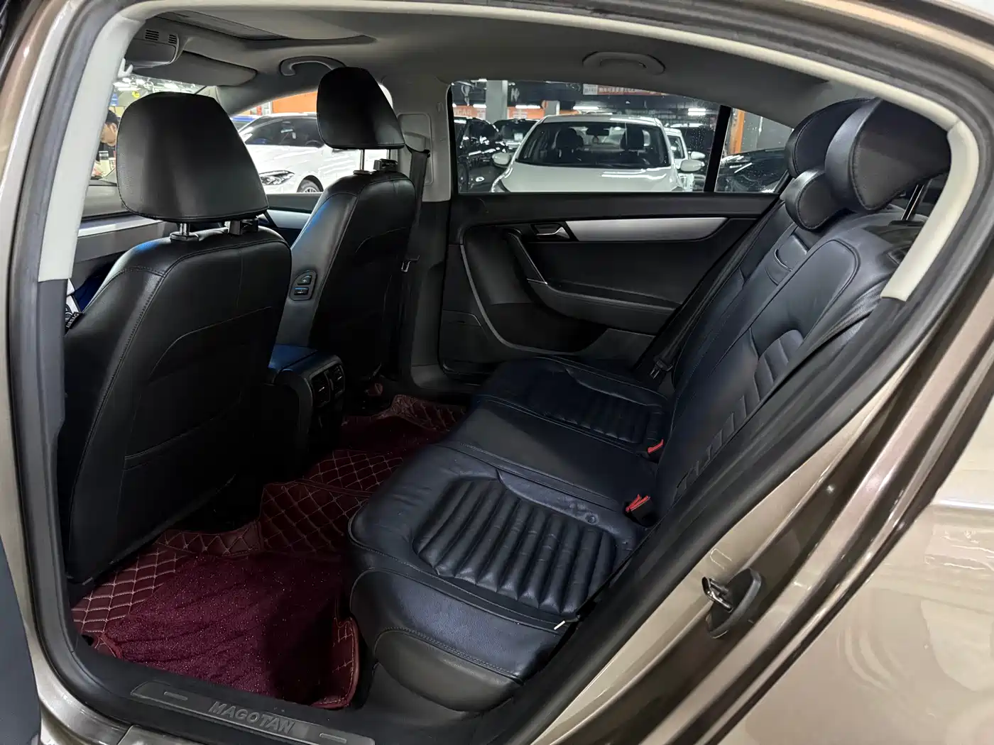 Volkswagen Magotan 2013 1.8TSI Leading фото 4