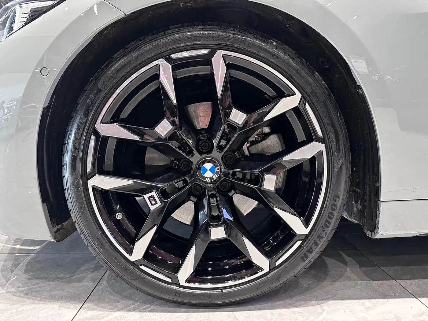 BMW 4 Series 2024 430i M Sport Shadow Edition фото 7