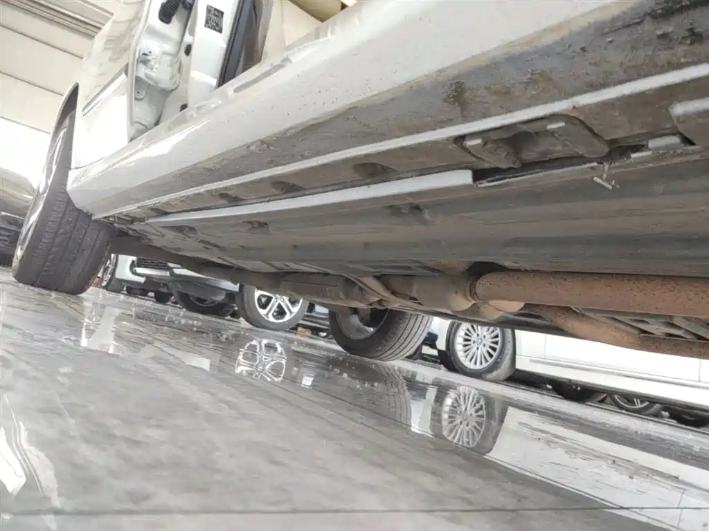 Mercedes-Benz GLK-Class 2013 GLK 300 4MATIC Dynamic Sunroof фото 21
