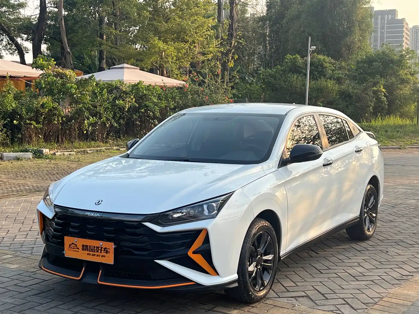 DONGFENG YI HYUN
