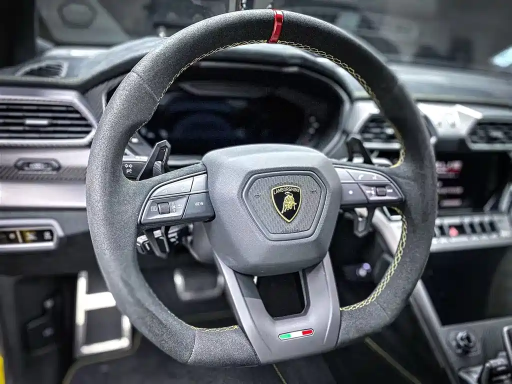 Lamborghini Urus 2022 4.0T V8 Performante фото 16