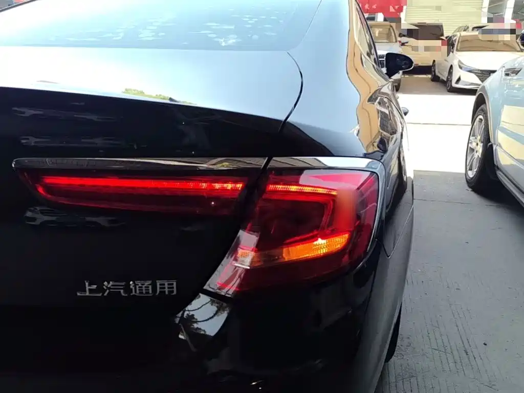 Buick LaCrosse 2016 Facelift 20T Leading фото 8