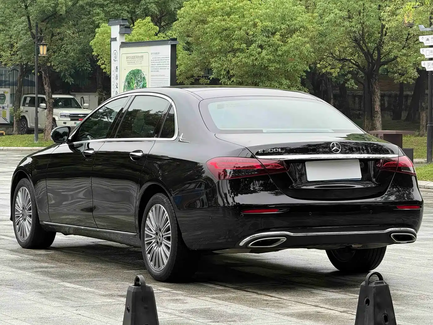 Mercedes-Benz E-Class 2023 Facelift E 300 L Luxury фото 24