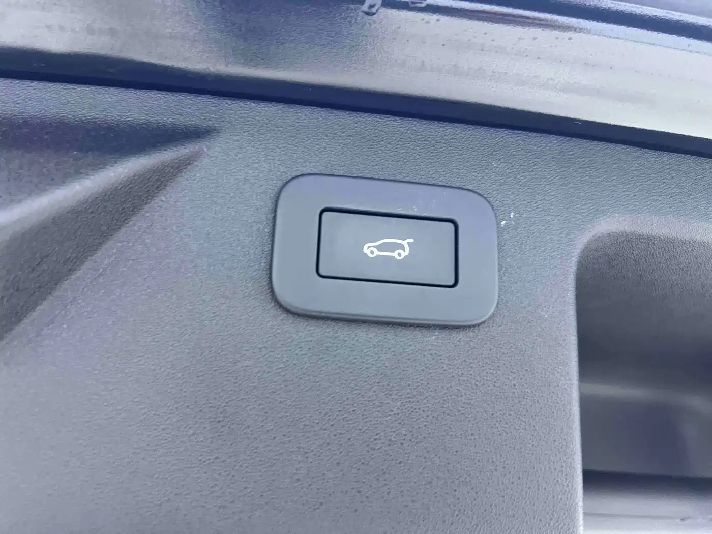 Land Rover Discovery Sport 2025 249PS Exploration Special Edition фото 22