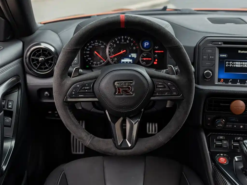 Nissan GT-R 2017 3.8T Flagship Edition фото 13