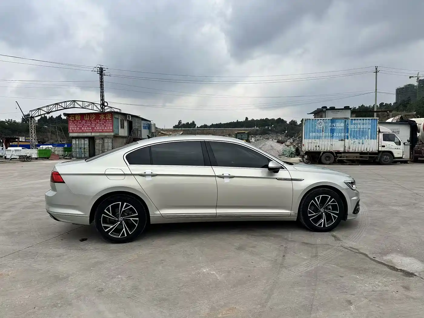 Volkswagen Magotan 2019 330TSI DSG Luxury Class China VI фото 8