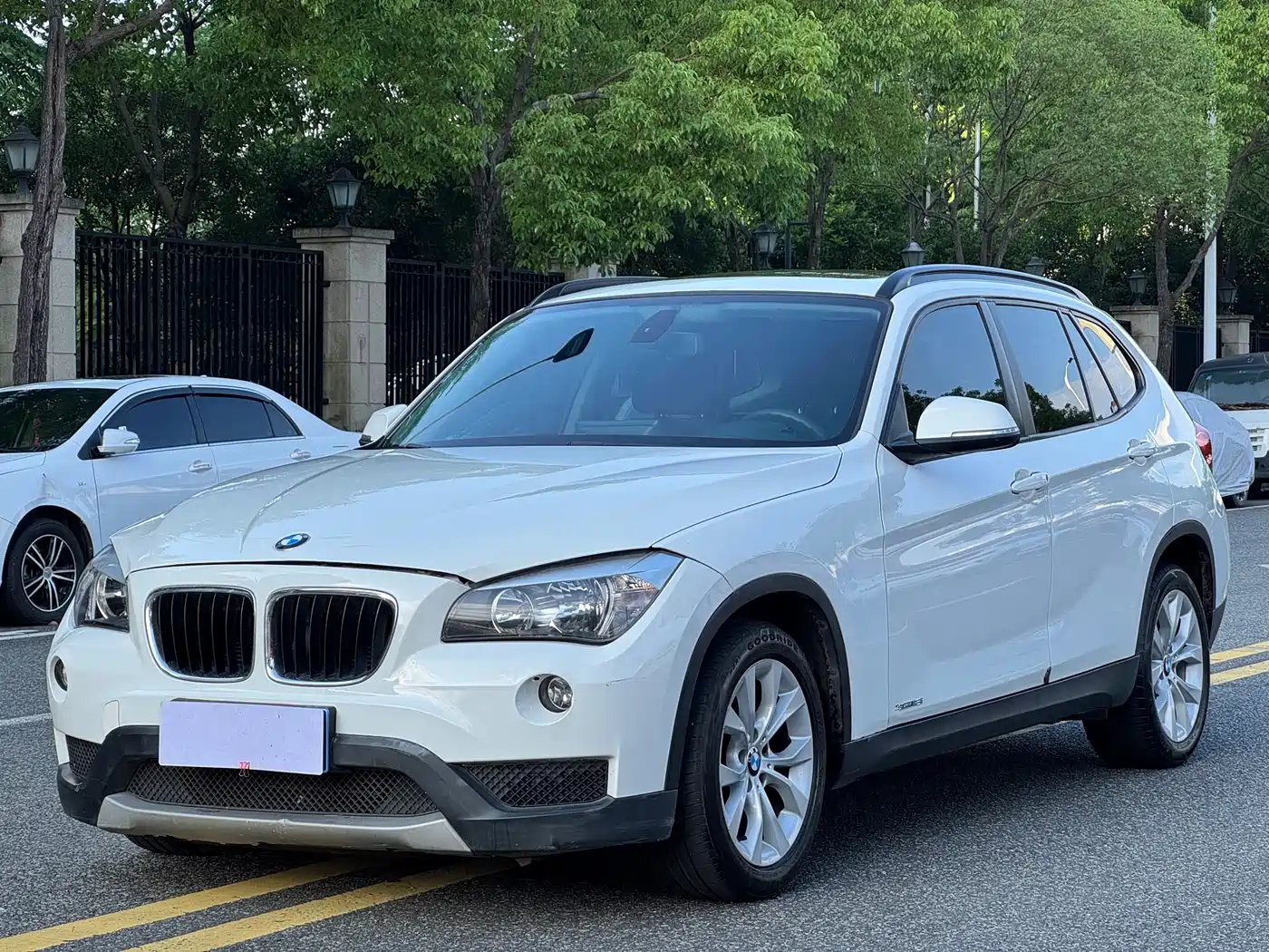 BMW X1 2013 sDrive18i Fashion фото 3