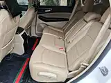 Фото 17 - Ford Edge