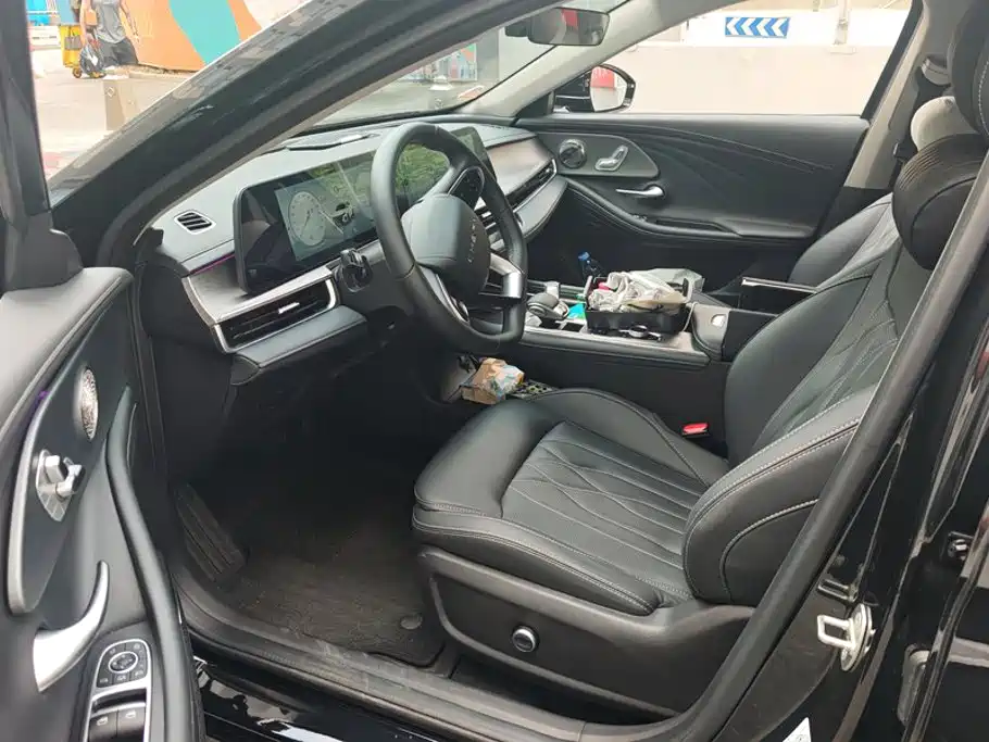 Фото 9 - Chery Arrizo 8