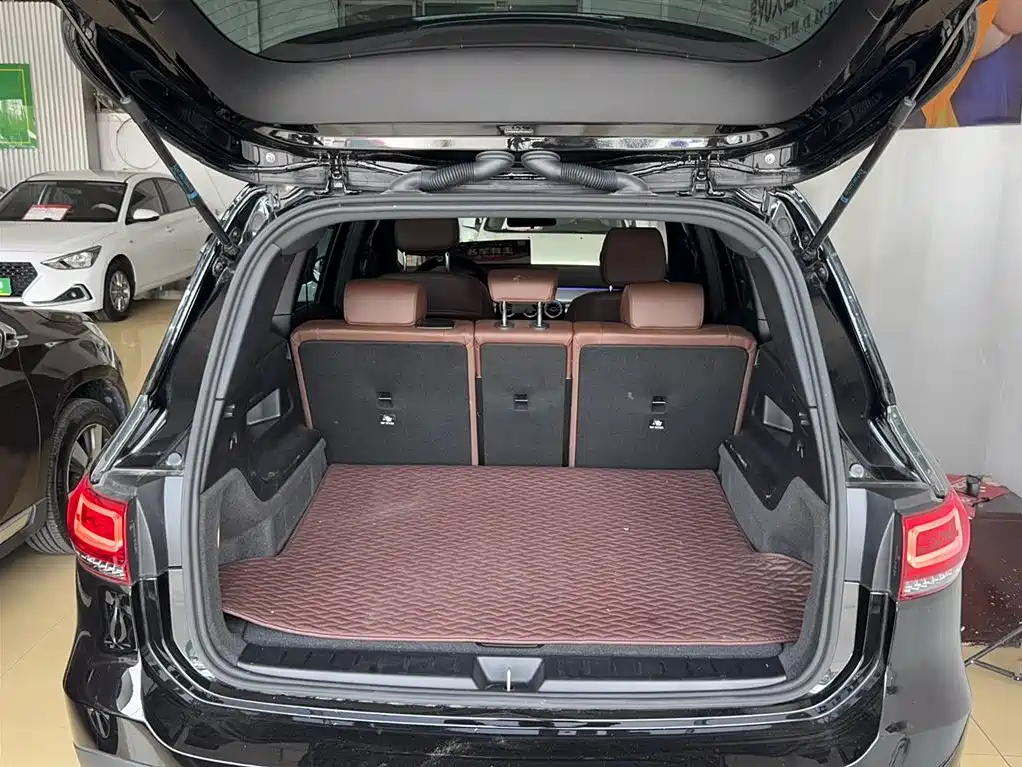 Mercedes-Benz GLB 2023 Facelift GLB 200 Dynamic фото 12