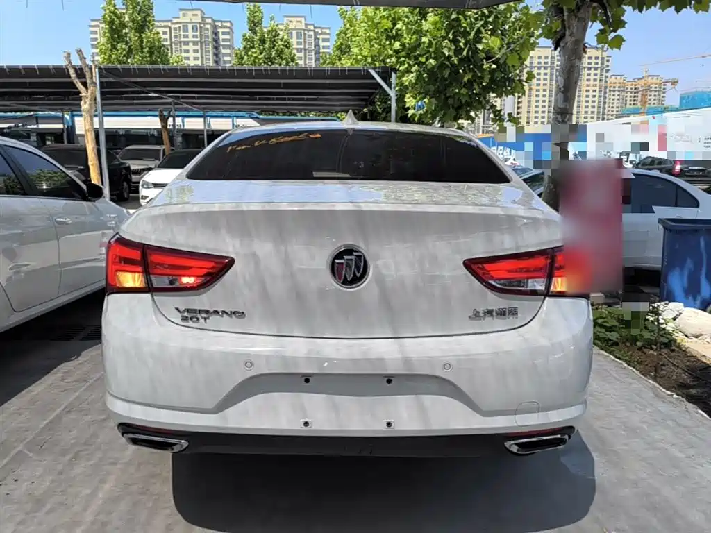 Buick Verano 2018 Sedan 20T Dual Clutch Leading фото 6