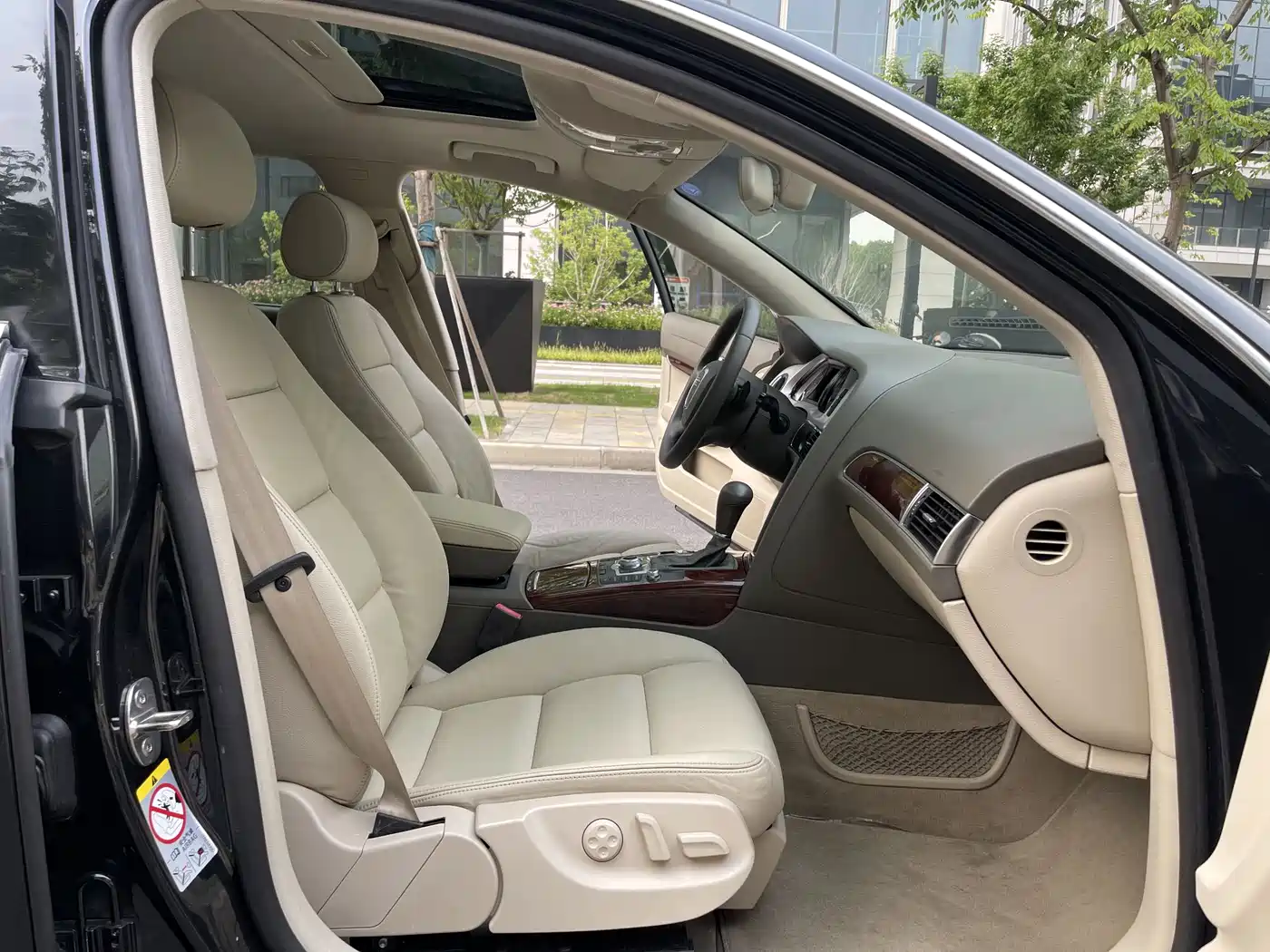 Audi A6L 2011 Model 2.4L Luxury фото 7