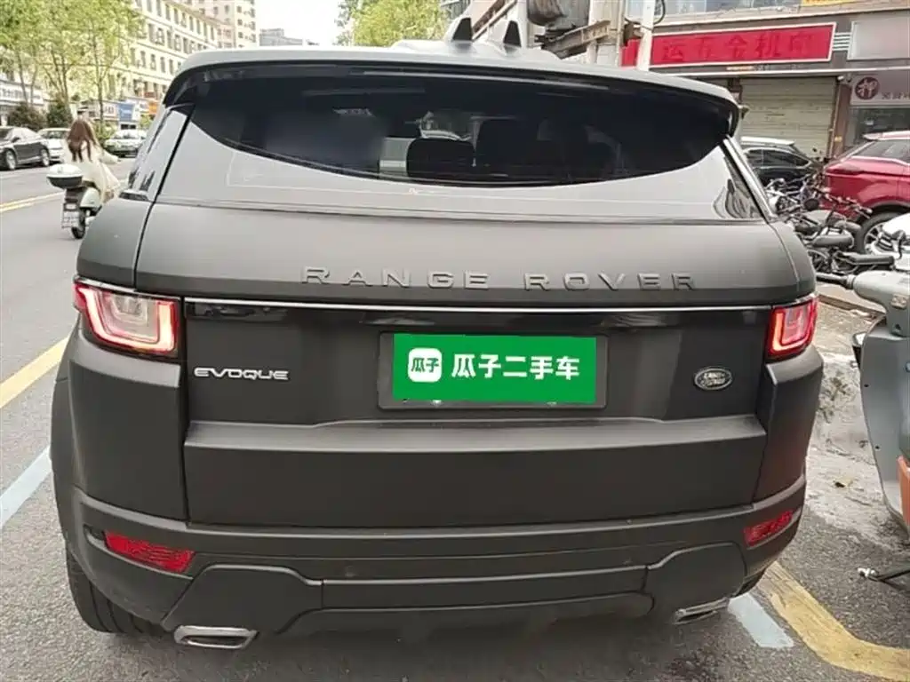 Land Rover Range Rover Evoque 2017 2.0T SE Smart Shine Edition фото 6