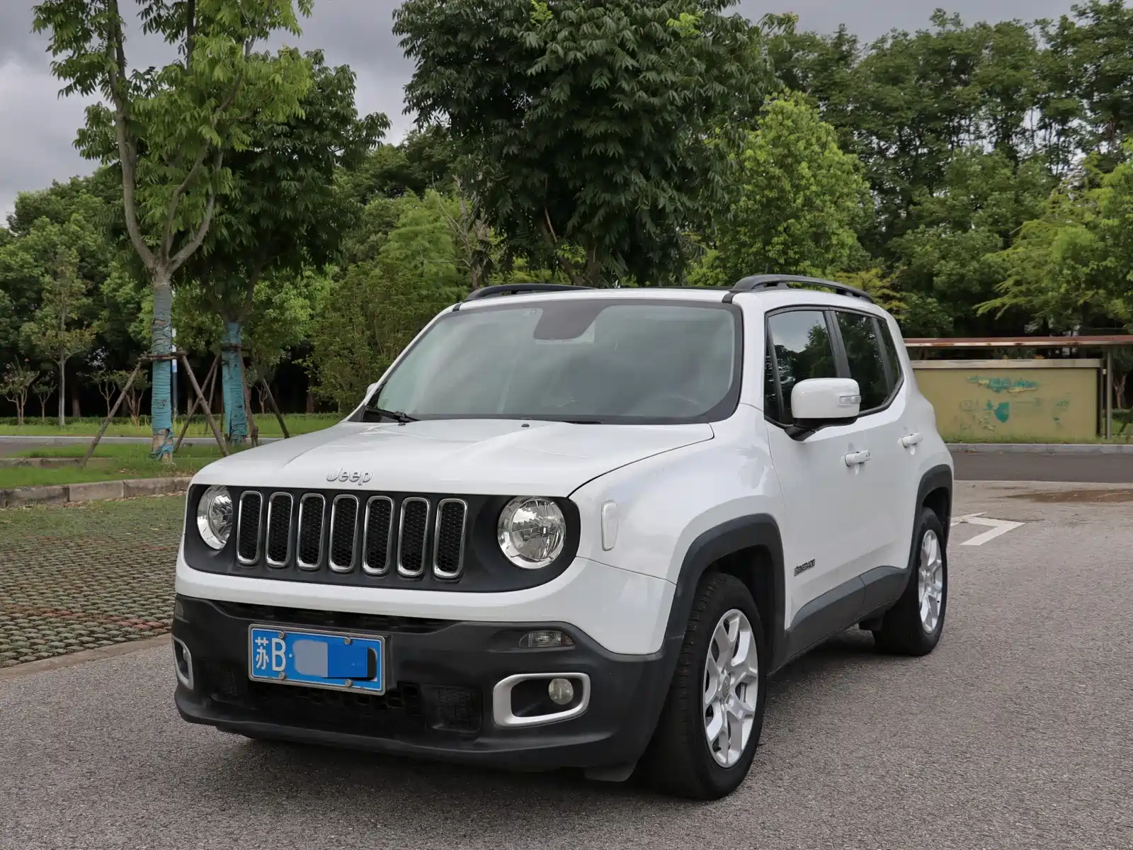 صورة 2 - Jeep Renegade