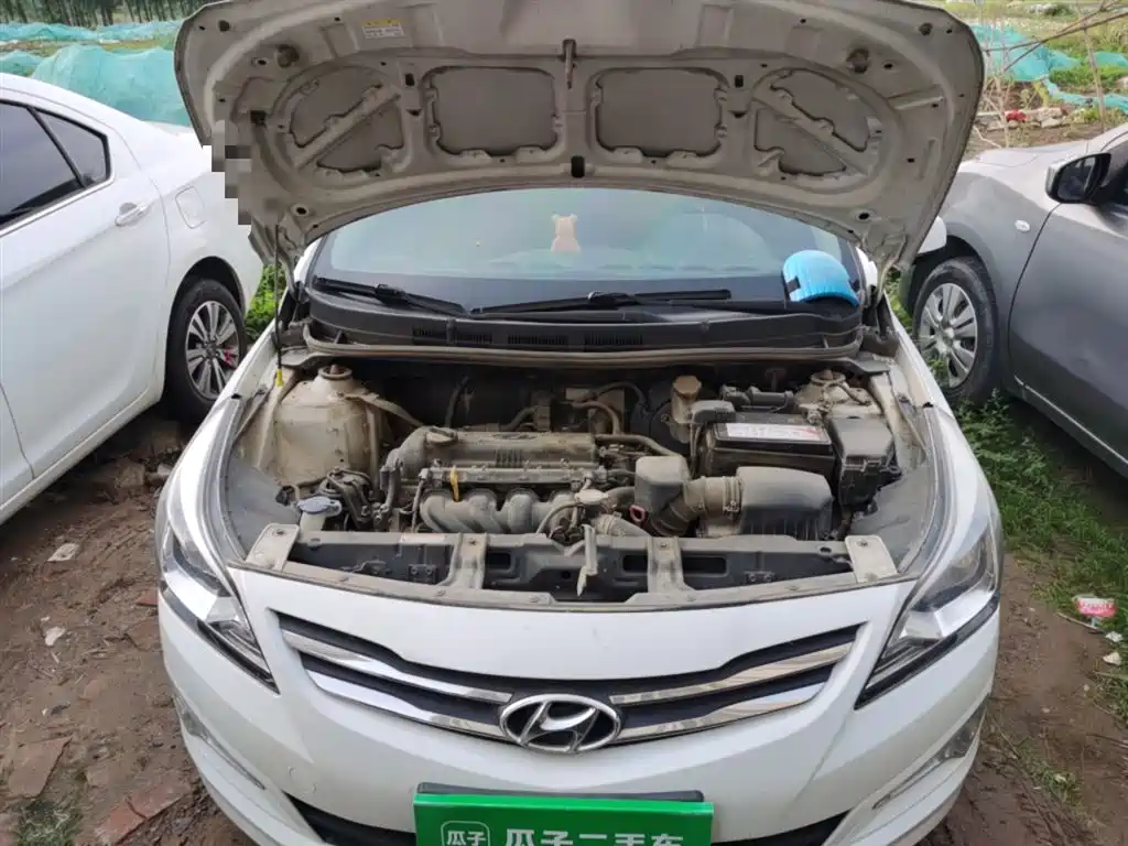 Hyundai Verna 2016 1.4L Automatic Smart GLS фото 11