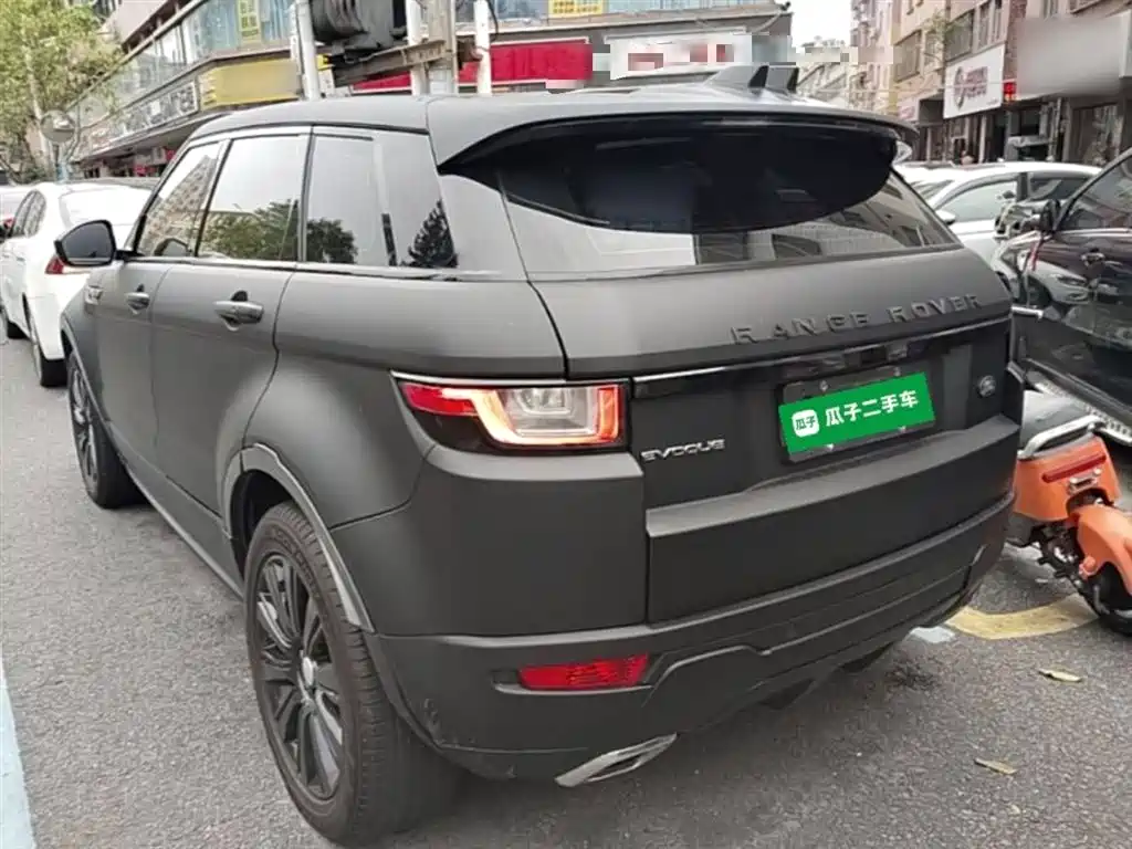 Land Rover Range Rover Evoque 2017 2.0T SE Smart Shine Edition фото 5