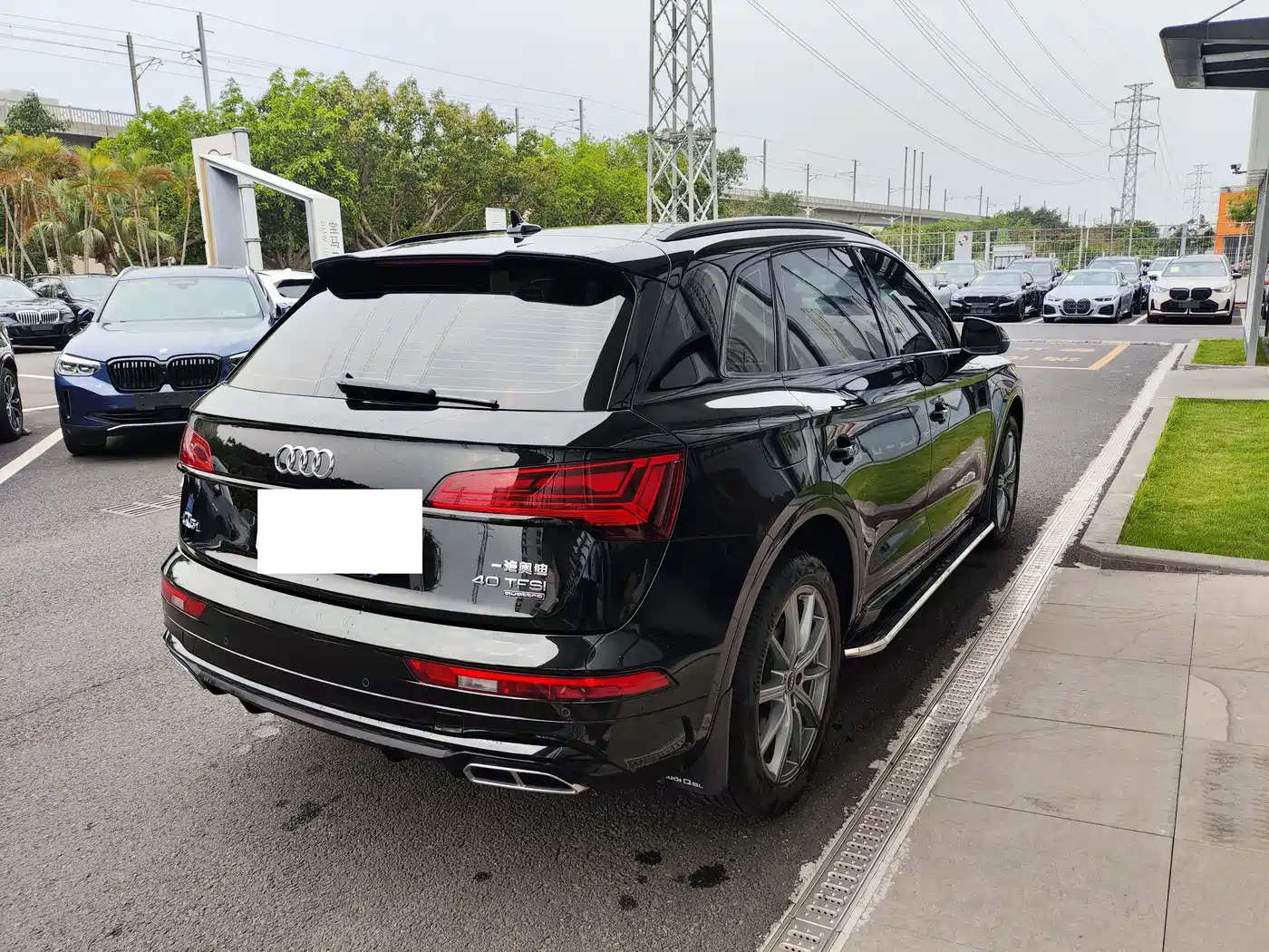 Audi Q5L 2024 Model 40 TFSI Luxury Dynamic фото 3