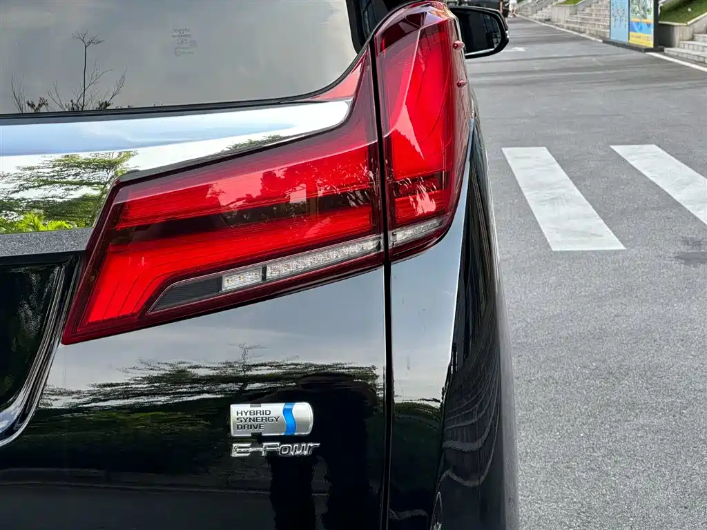 Toyota Alphard 2021 Hybrid 2.5L Premium фото 36