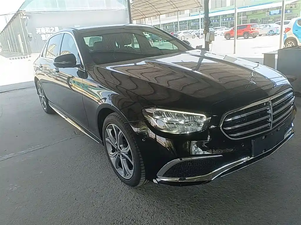 Mercedes-Benz E-Class 2021 E 300 L Sport Fashion фото 4