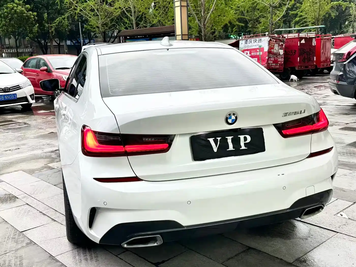 BMW 3-SERIES