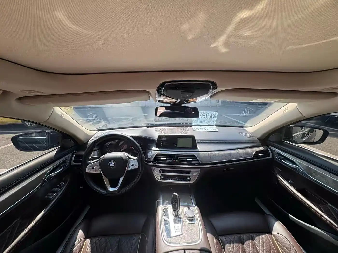 BMW 7 Series 2021 Model 740Li Leading Luxury Package фото 7