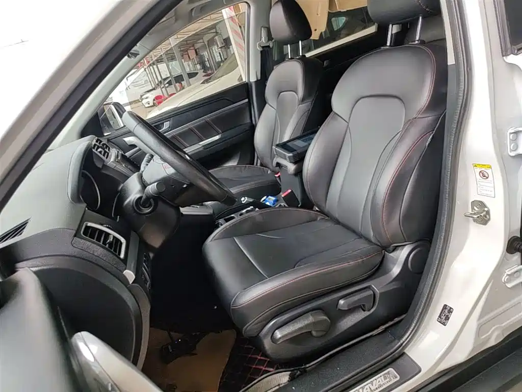 Haval M6 2018 Facelift 1.5T DCT 2WD Elite Edition фото 15