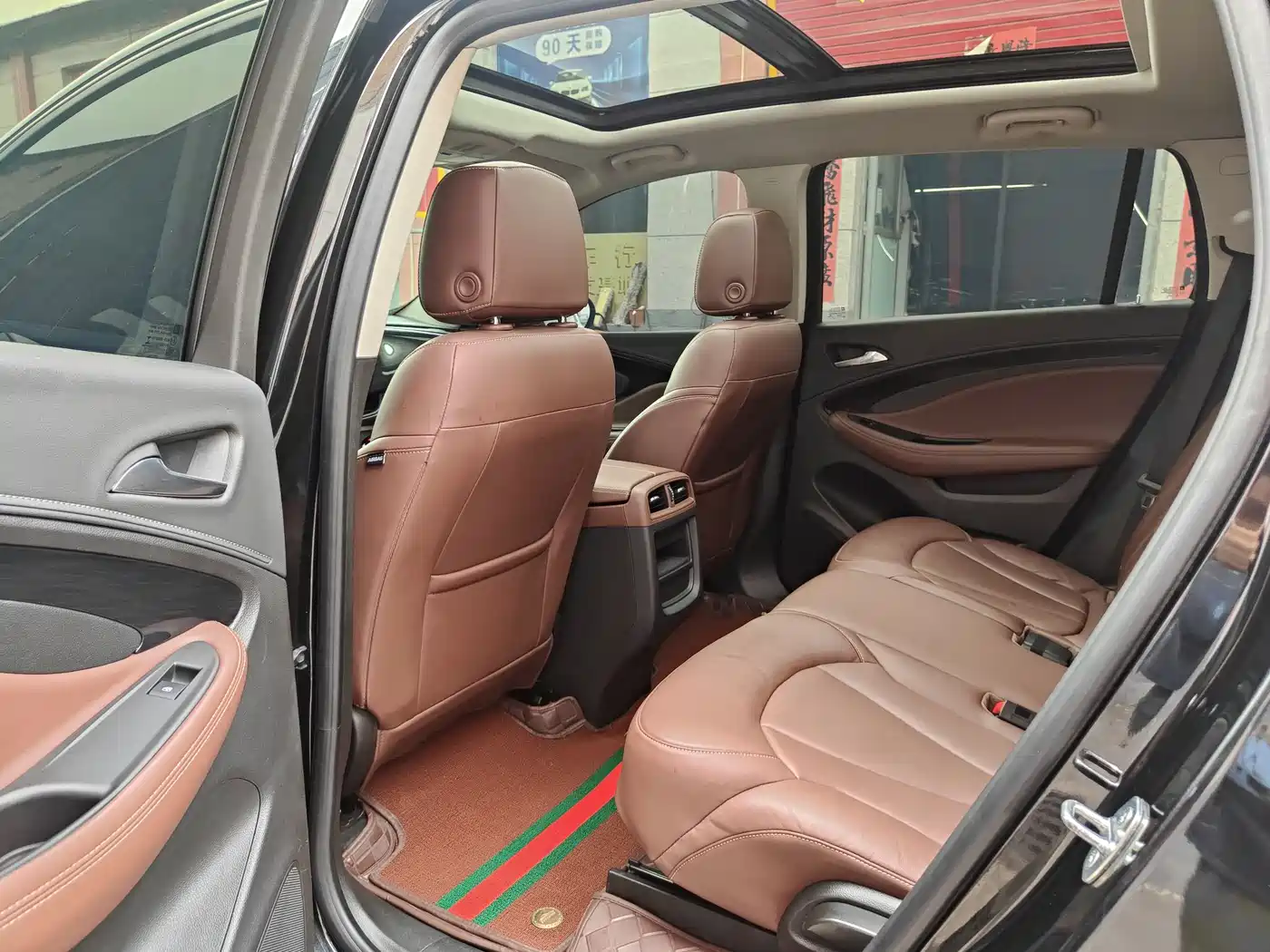 Buick Envision Plus 2018 28T 4WD Luxury фото 9