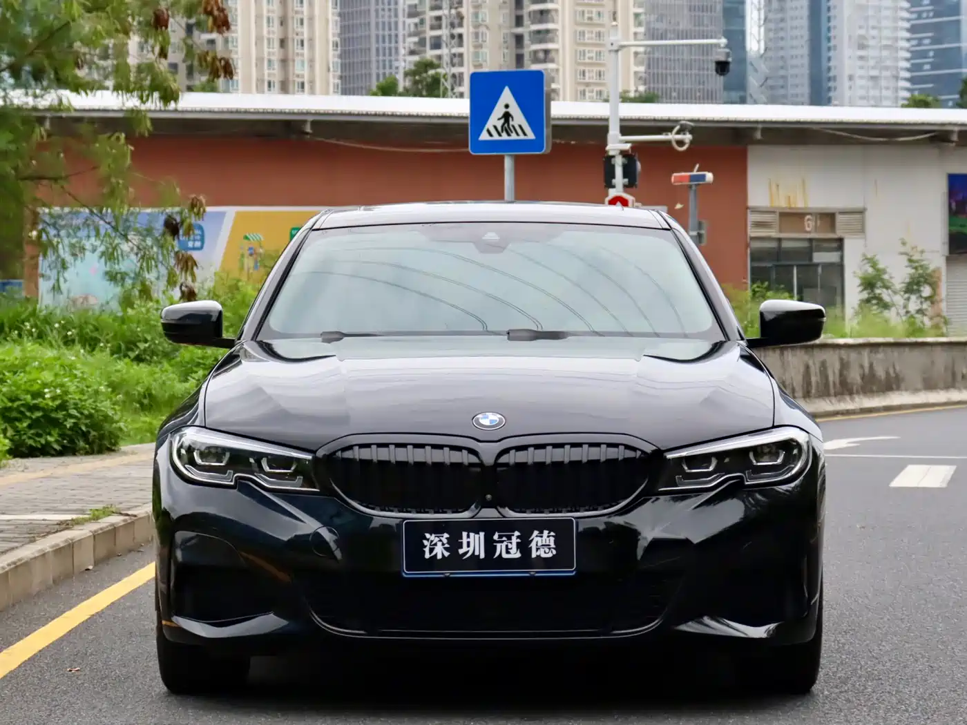 BMW 3 Series 2021 325i M Sport Night Edition фото 2