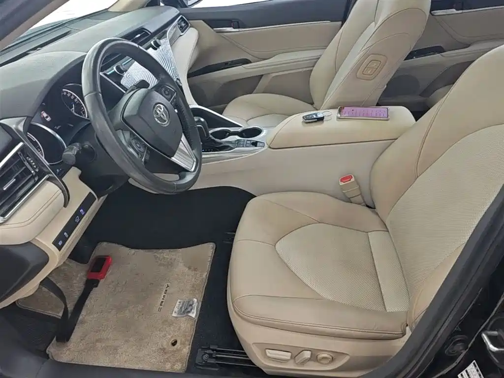 Toyota Camry 2019 Facelift Hybrid 2.5HG Luxury Edition фото 15