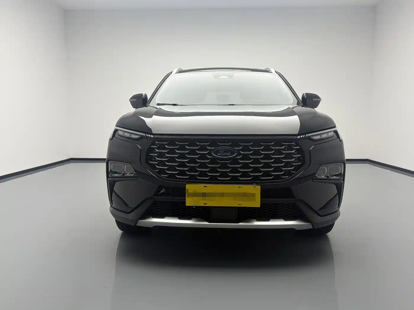 FORD LING RUI