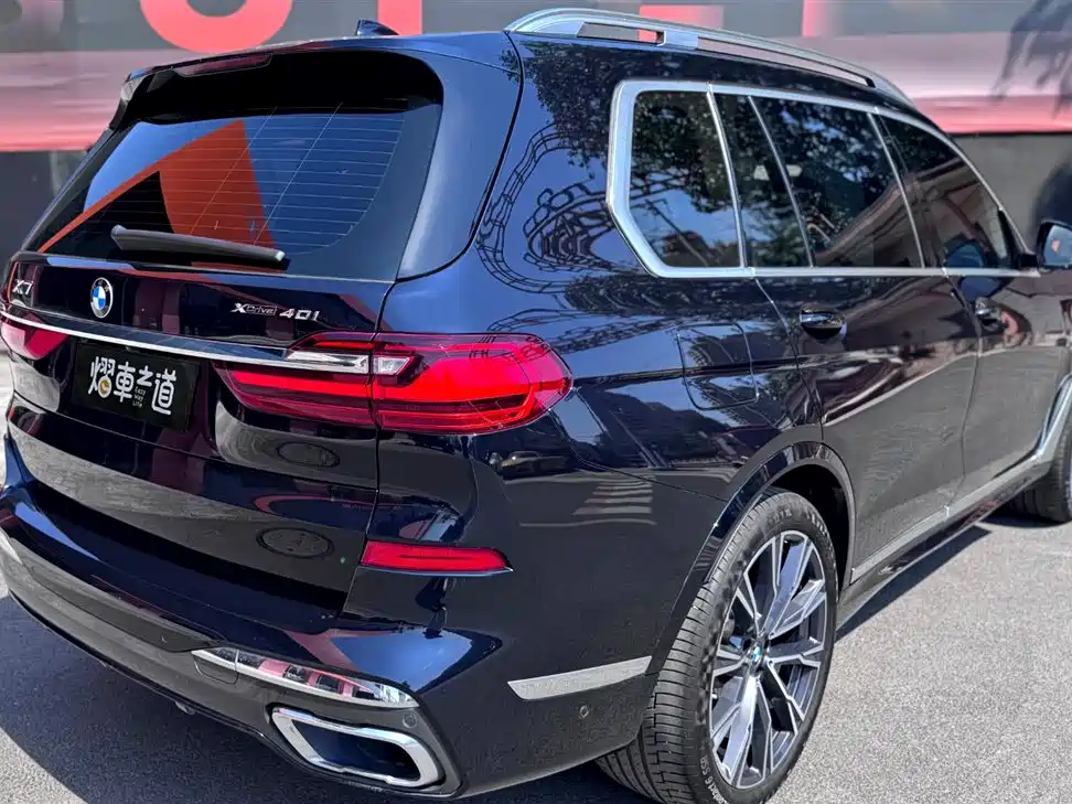 BMW X7 2019 xDrive40i Executive M Sport Package фото 32