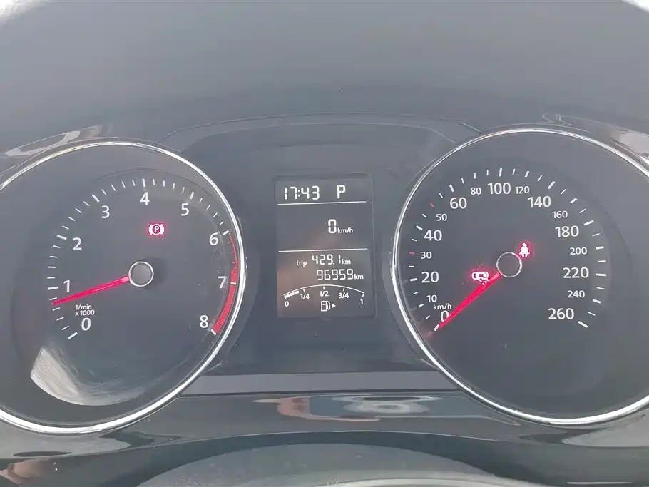 Volkswagen Sagitar 2017 1.6L Automatic Comfort фото 14