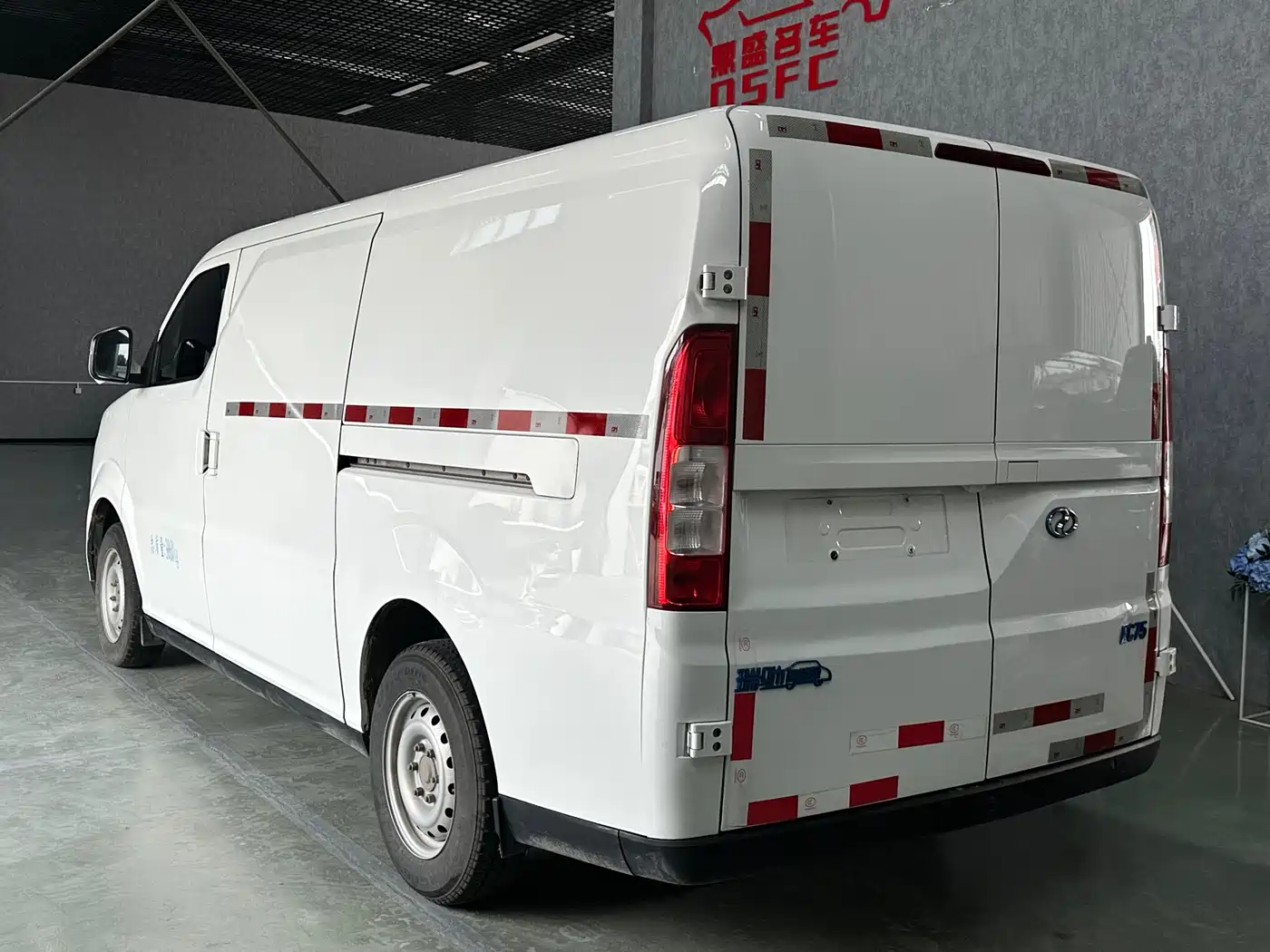 Ruichi New Energy EC75 2024 2024 Model Surpass I 50.38kWh