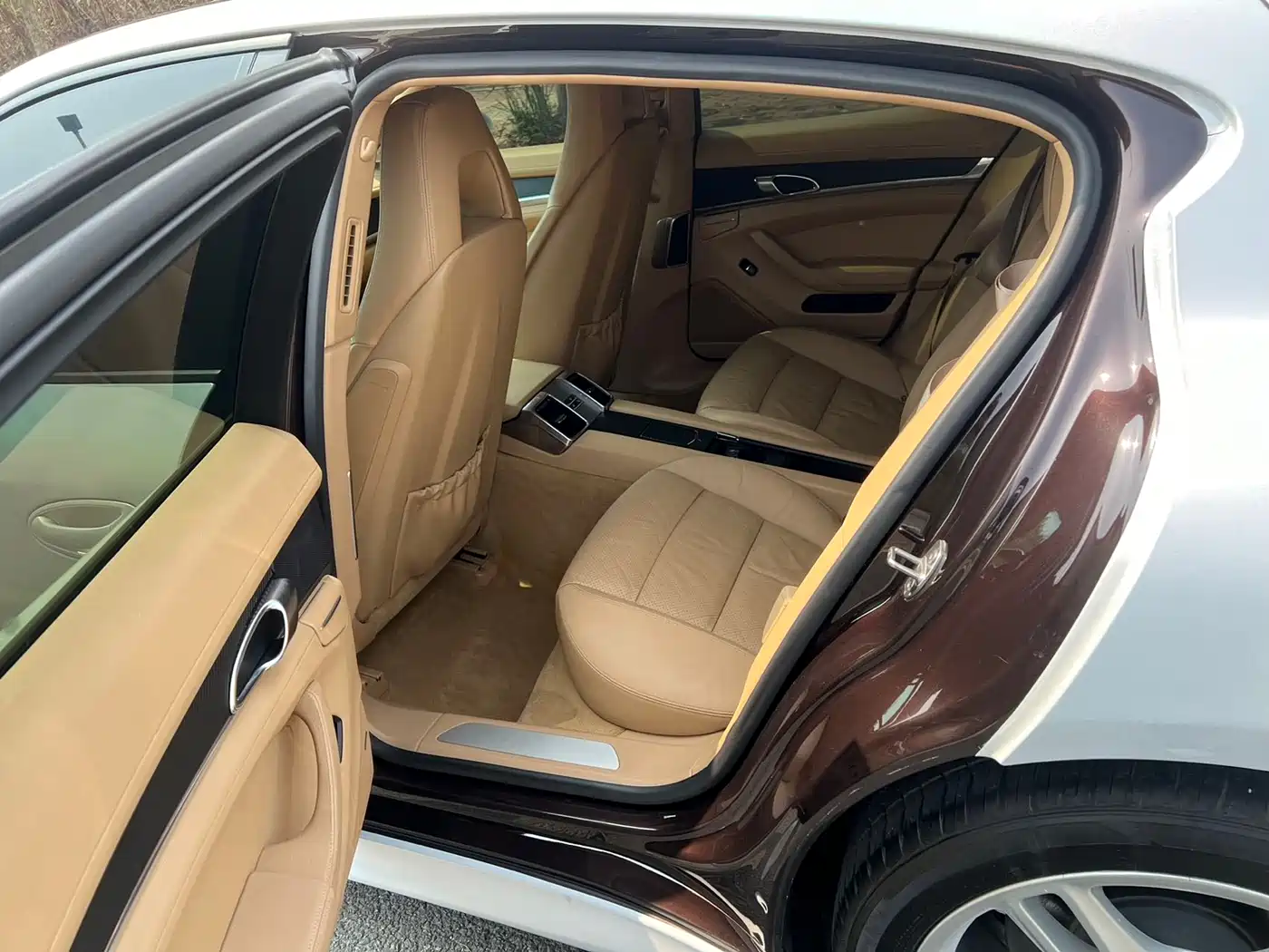 Porsche Panamera 2010 Panamera 3.6L фото 10