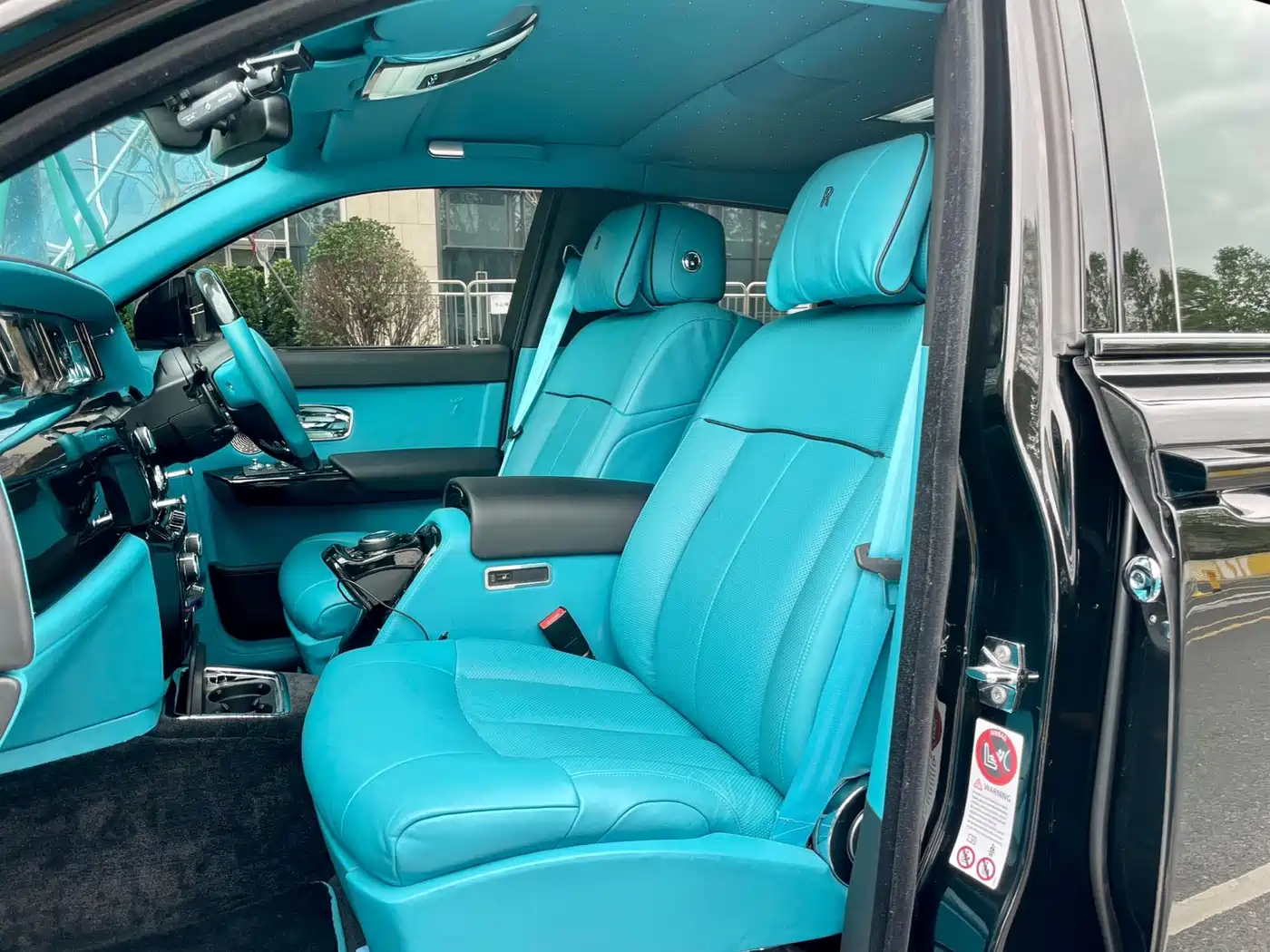 Rolls-Royce Phantom 2006 6.7L Extended Wheelbase EWB фото 12
