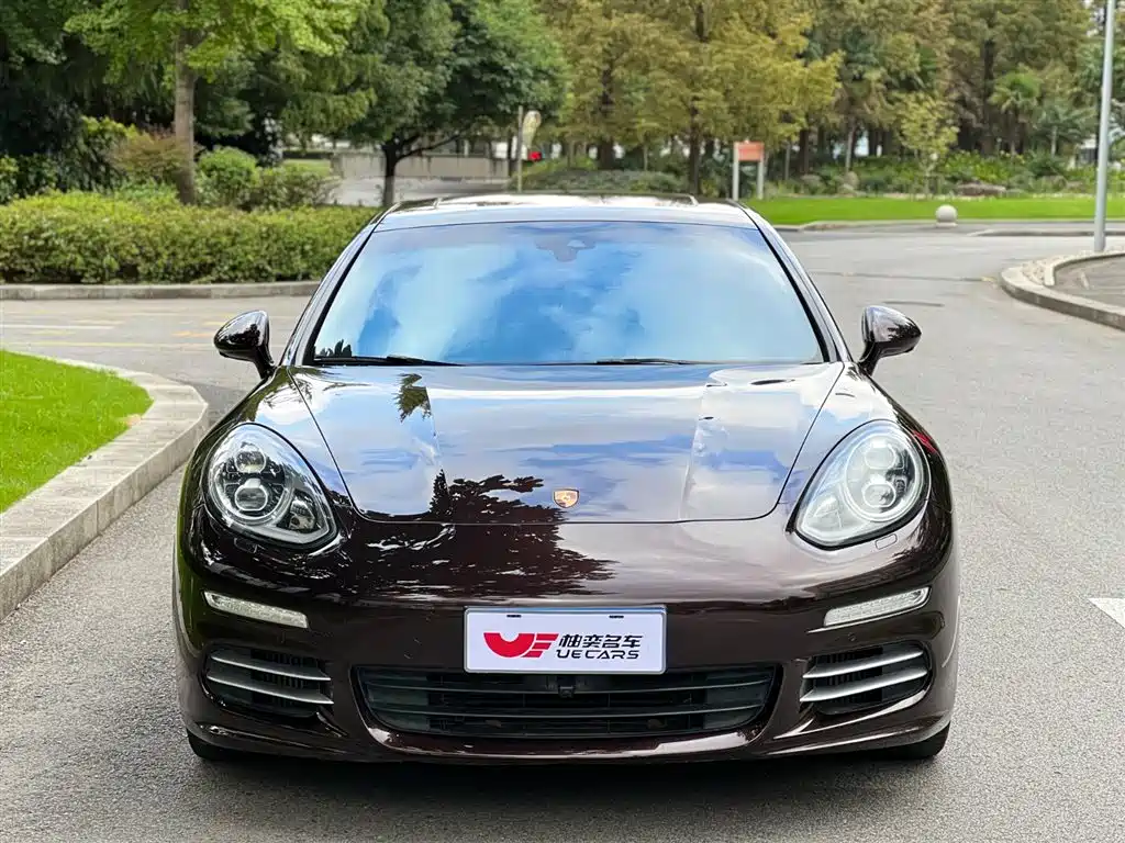 Porsche Panamera 2014 Panamera 4 Executive 3.0T фото 2