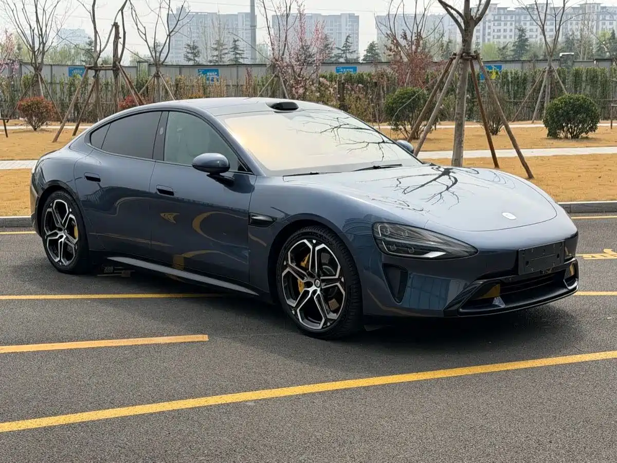 XIAOMI CAR XIAOMI SU7