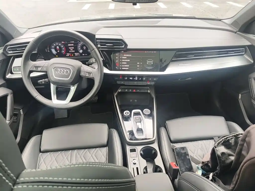 Audi A3 2025 2025 Facelift A3L Limousine 35TFSI Flying Spur Premium