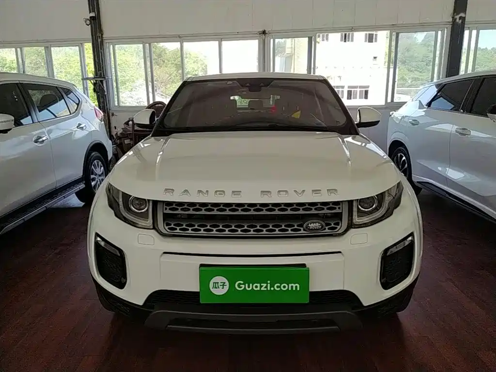 Land Rover Range Rover Evoque 2018 240PS PURE Trend фото 3