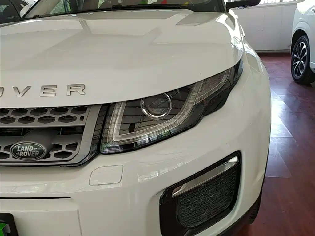 Land Rover Range Rover Evoque 2018 240PS PURE Trend фото 24
